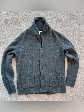 Men’s Gray Long Sleeve Shawl Cardigan. Amazon Essentials. Large. NWOT